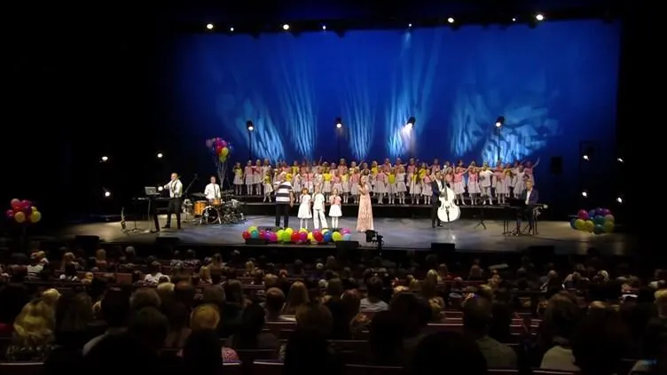 Koguperekontsert "Mina ka"